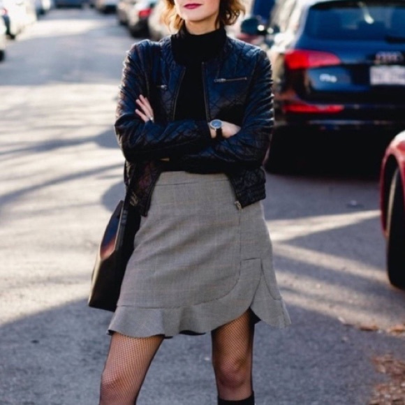 Zara gray plaid check ruffle mini skirt - Picture 2 of 8